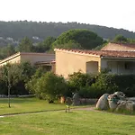 Les Jardins De Santa Giulia Gasthof *