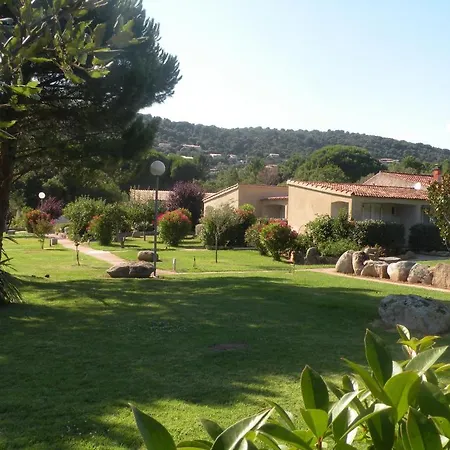 Les Jardins De Santa Giulia Guest house