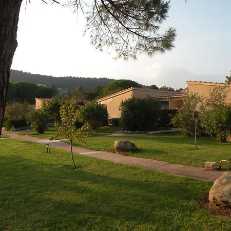 Les Jardins De Santa Giulia