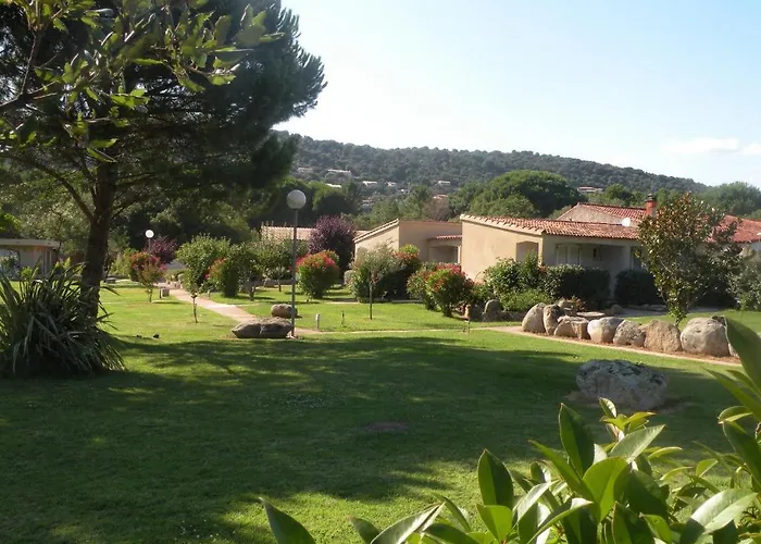 Les Jardins De Santa Giulia Penzion