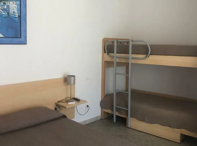 Les Jardins De Santa Giulia Penzion *